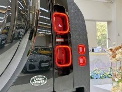 Land Rover Defender Facelift 110 3.0T P400 Dark Edition - ფოტო 7