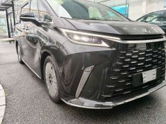 Lexus LM 2.5L Four-Seater - ფოტო 6