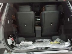 Lexus LM 2.5L Four-Seater - ფოტო 9