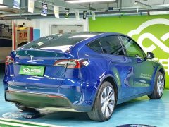 Tesla Model Y Long Range All-Wheel Drive - ფოტო 16