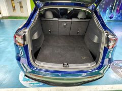 Tesla Model Y Long Range All-Wheel Drive - ფოტო 17