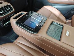 Mercedes-Benz GLS 450 4MATIC Fashion - ფოტო 18