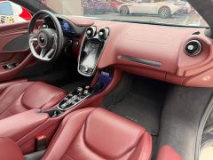 McLaren GT 4.0T Standard - ფოტო 9