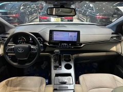 Toyota Sienna 2021 2.5L Hybrid Premium Edition - ფოტო 10