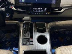 Toyota Sienna 2021 2.5L Hybrid Premium Edition - ფოტო 12