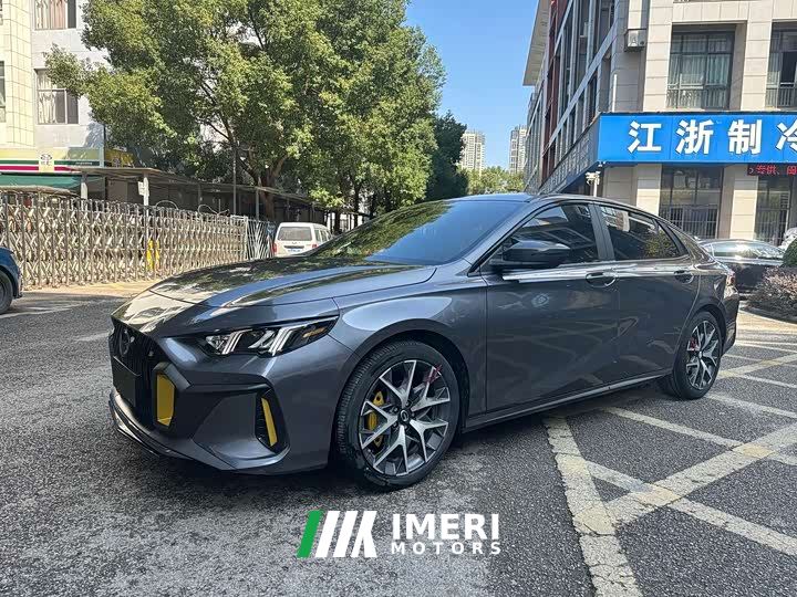 Trumpchi Yingbao 270T DCT Yingbao S Edition