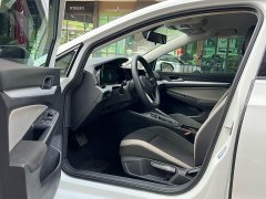 Volkswagen Golf 200TSI DSG - ფოტო 10