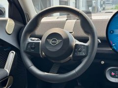 BMW 2024 Electric MINI ACEMAN SE Artist Edition - ფოტო 15