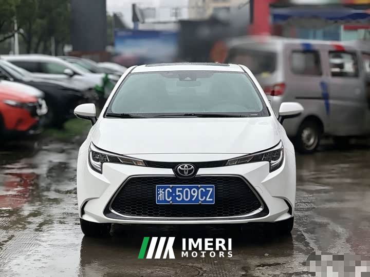 Toyota Corolla Hybrid 1.8H E-CVT Luxury