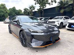 Changan UNI-V 2024 1.5T Premium Sport - ფოტო 3