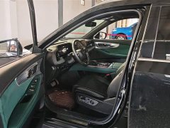 GAC Aion GS8 2022 Dual Engine 2.0T M Two-Wheel Drive Luxury Edition (7-Seater) - ფოტო 9