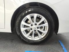 SAIC MG i5 2023 1.5L CVT Luxury - ფოტო 6
