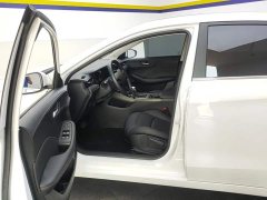 SAIC MG i5 2023 1.5L CVT Luxury - ფოტო 9