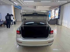 Volkswagen Lavida 1.5L Automatic Comfort - ფოტო 20