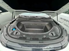XPeng G9 2025 625 Long Range Max - ფოტო 11