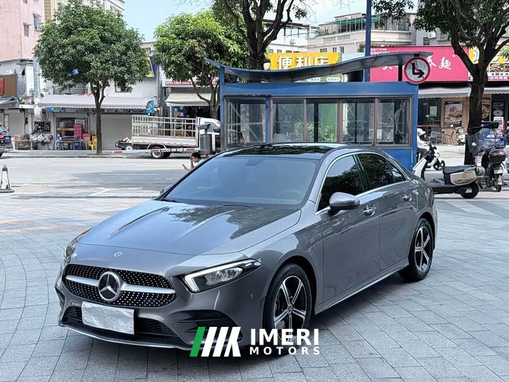 Mercedes-Benz A-Class Facelift A 200 L Sport Sedan Fashion Edition
