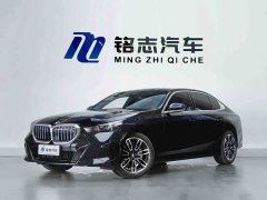 BMW 5 Series 530Li Premier M Sport Package - ფოტო 2