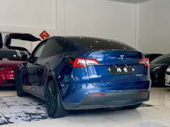 Tesla Model Y Long Range All-Wheel Drive - ფოტო 13