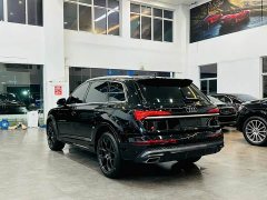 Audi Q7 2025 55 TFSI quattro S line Black Warrior Edition - ფოტო 4
