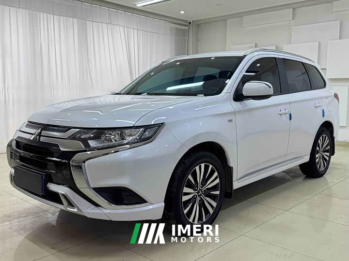 Mitsubishi Outlander 2021 2.0L FWD Comfort 5-Seater - ავტომობილი ჩინეთიდან