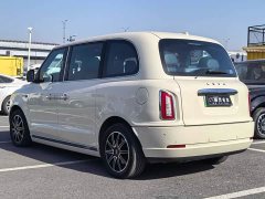 Lynk & Co Lorinser LX Seven-Seater - ფოტო 9