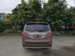 Buick GL8 Land Business Class 652T Luxury - ფოტო 3
