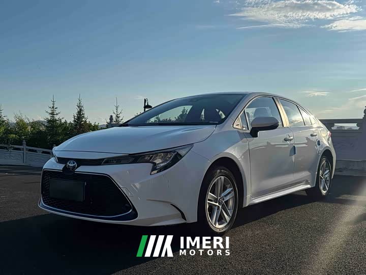 Toyota Corolla 1.8L CVT Luxury - ავტომობილი ჩინეთიდან