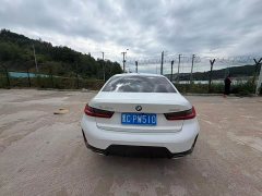 BMW 3 Series 320i M Sport Package - ფოტო 5