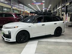 Li Auto L7 2023 Pro - ფოტო 1