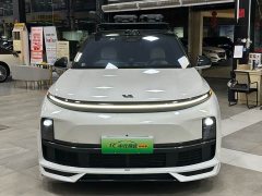 Li Auto L7 2023 Pro - ფოტო 2