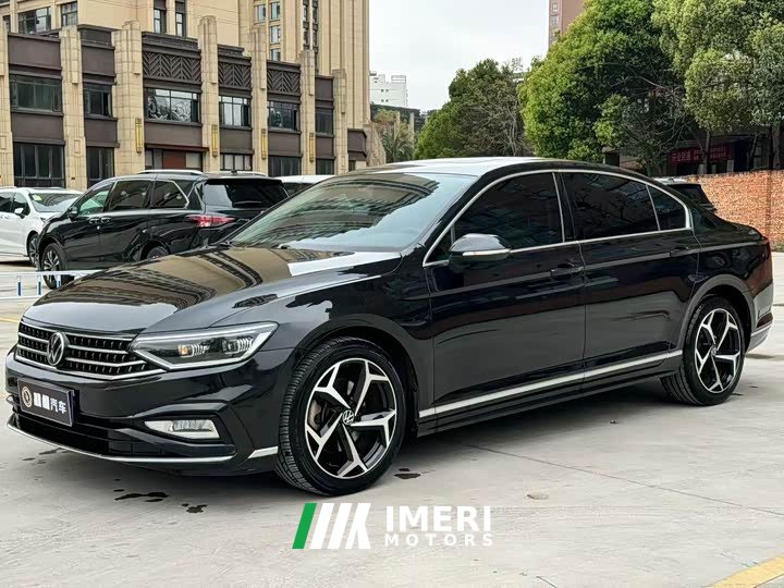 Volkswagen Magotan 2 Million Units Commemorative Edition 330TSI DSG Luxury