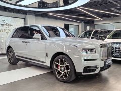 Rolls-Royce Cullinan 2020 Black Badge - ფოტო 1
