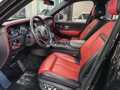 Rolls-Royce Cullinan 2020 Black Badge - ფოტო 10