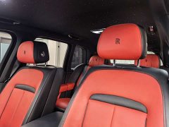 Rolls-Royce Cullinan 2020 Black Badge - ფოტო 17