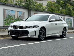 BMW 3 Series 320i M Sport Package - ფოტო 1