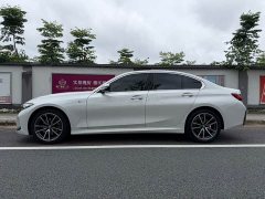 BMW 3 Series 320i M Sport Package - ფოტო 7