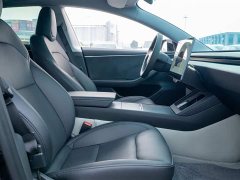 Tesla Model 3 Long Range All-Wheel Drive - ფოტო 14