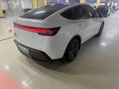 Tesla Model Y Rear-Wheel Drive - ფოტო 9