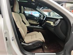 Volvo XC60 B5 AWD Smart Luxury Edition - ფოტო 11
