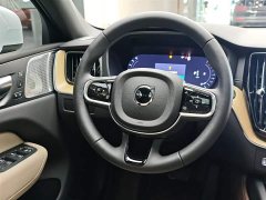 Volvo XC60 B5 AWD Smart Luxury Edition - ფოტო 14