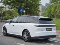 Li Auto i8 Standard Edition - ფოტო 5