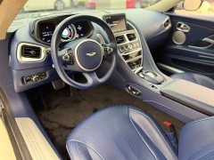 Aston Martin DB11 2020 4.0T V8 Coupe - ფოტო 3
