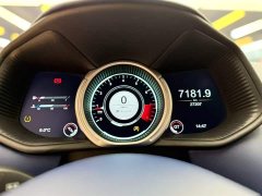 Aston Martin DB11 2020 4.0T V8 Coupe - ფოტო 5