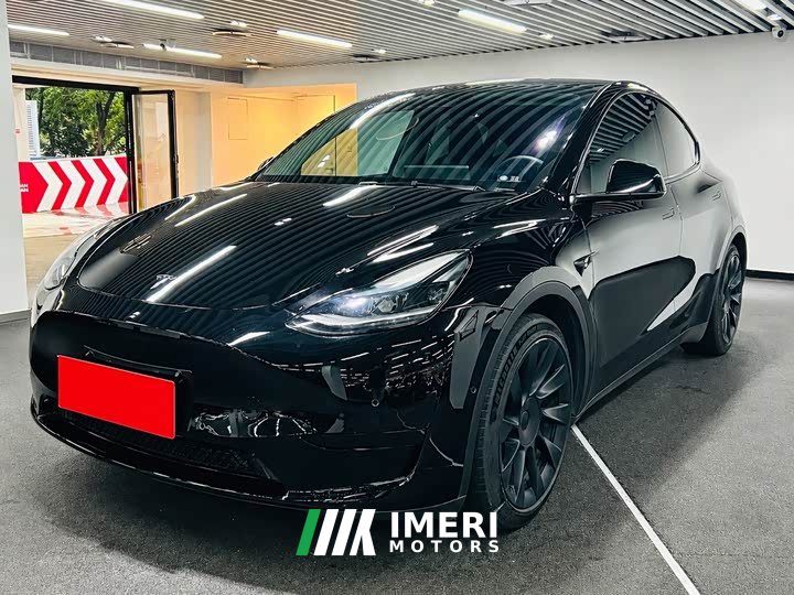 Tesla Model Y Facelift Rear-Wheel Drive