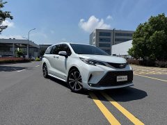 Toyota Gravia 2023 2.5L Hybrid Premium Welfare Plus Edition - ფოტო 1