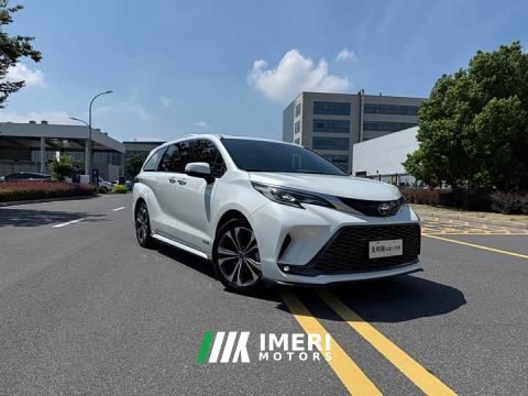 2024 Toyota Gravia 2.5L Hybrid Premium Welfare Plus Edition