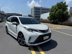 Toyota Gravia 2023 2.5L Hybrid Premium Welfare Plus Edition - ფოტო 2
