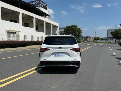 Toyota Gravia 2023 2.5L Hybrid Premium Welfare Plus Edition - ფოტო 8