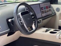 Li Auto L7 2023 Pro - ფოტო 11