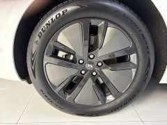 Li Auto L6 Pro - ფოტო 17